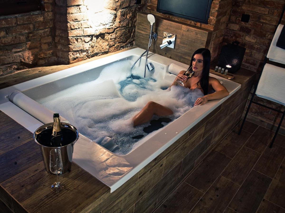 Wellness Gallery Apartments Либерц Экстерьер фото